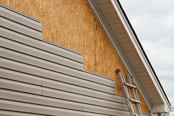 24/7 Emergency Vinyl Siding experts in Lock Haven, PA